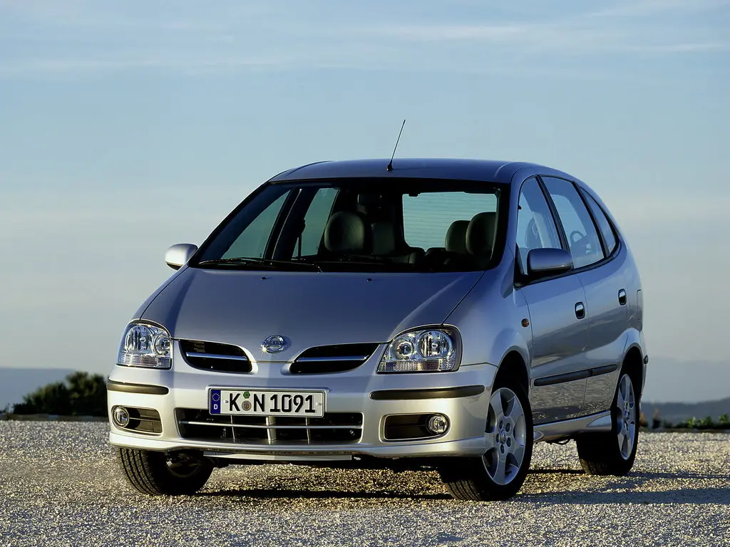 Nissan Tino (V10) 1 поколение, рестайлинг, минивэн (01.2003 - 02.2006)